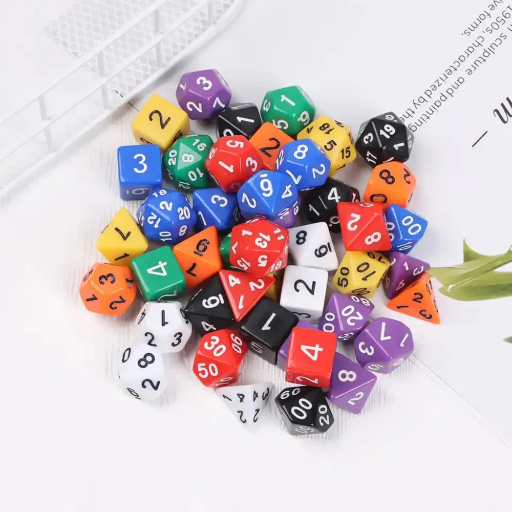140/105/70 قطعة DND مجموعة نرد - مراجعة Board Game Land وسعره