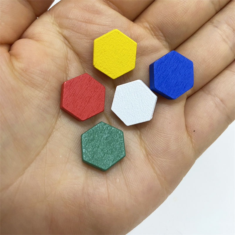 50 قطع خشبية سداسية بريزم لعبة - مراجعة Board Game Impostor وسعره