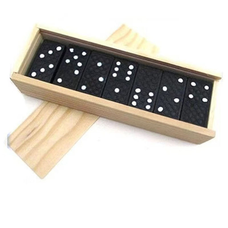 مجموعة من 28 قطعة لعبة الدومين - مراجعة Board Game Land وسعره