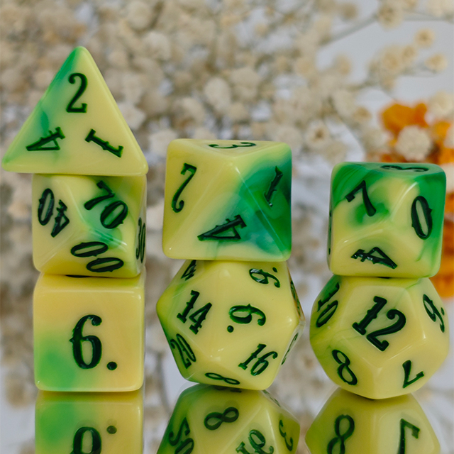 مجموعة نرد DND للألعاب الترفيه - مراجعة Board Game Digital وسعره